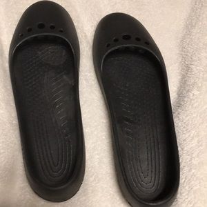Crocs slip on ballerina shoes